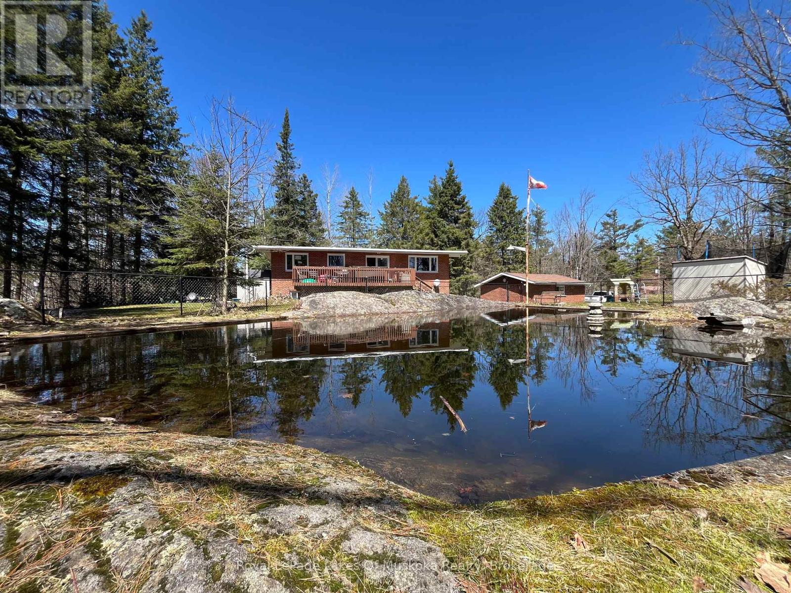 1030 Simpson Road, Gravenhurst, Ontario  P1P 1R1 - Photo 30 - X12254541