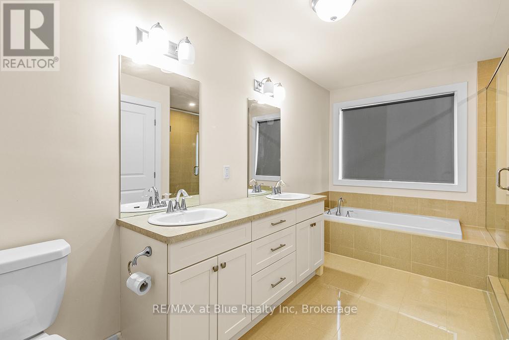 181 Yellow Birch Crescent, Blue Mountains, Ontario  L9Y 0Z3 - Photo 13 - X12254595