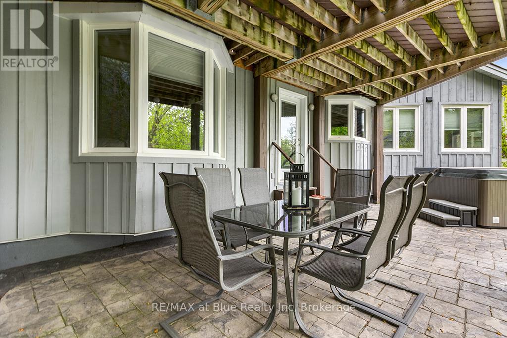 147 Carmichael Crescent, Blue Mountains, Ontario  L9Y 0R2 - Photo 13 - X12254714