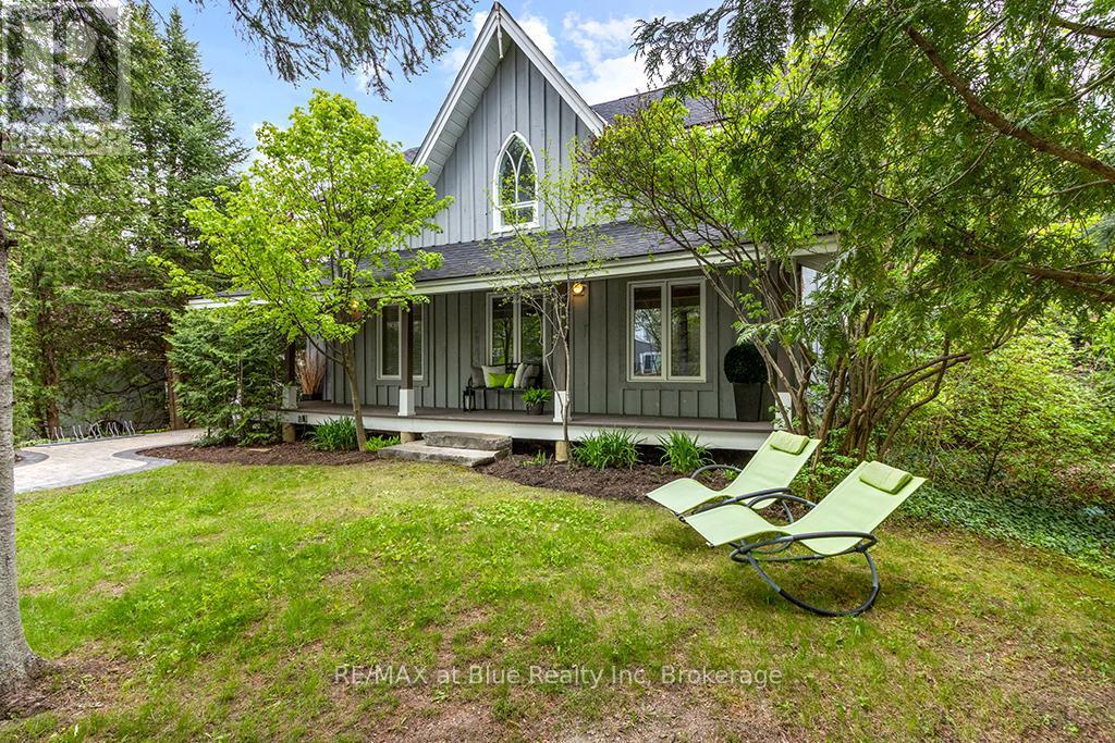 147 Carmichael Crescent, Blue Mountains, Ontario  L9Y 0R2 - Photo 2 - X12254714