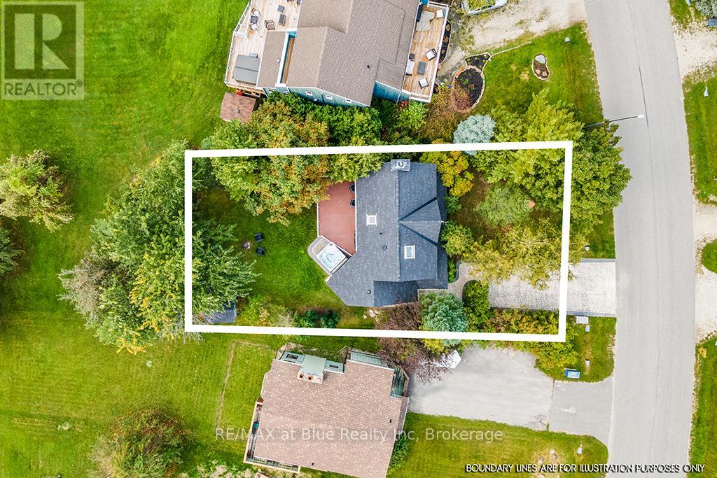 147 Carmichael Crescent, Blue Mountains, Ontario  L9Y 0R2 - Photo 9 - X12254714