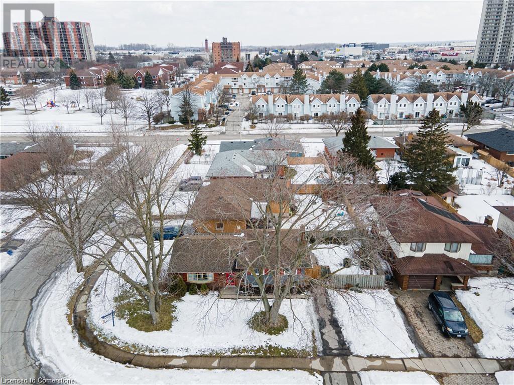 33 Fairlawn Road, Kitchener, Ontario  N2C 1X8 - Photo 9 - 40745341
