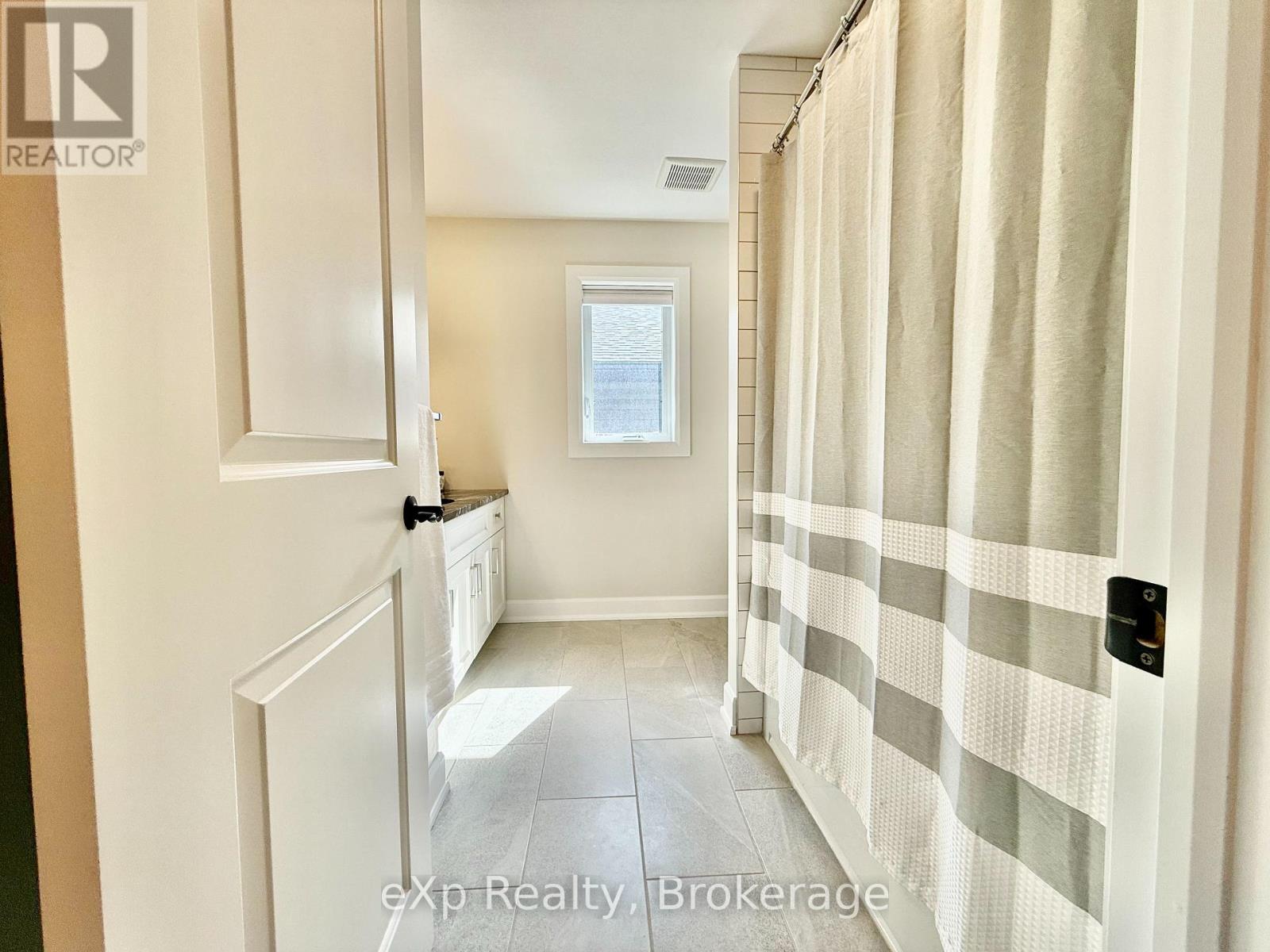 113 Second Street, Brockton, Ontario  N0G 2V0 - Photo 21 - X12254817