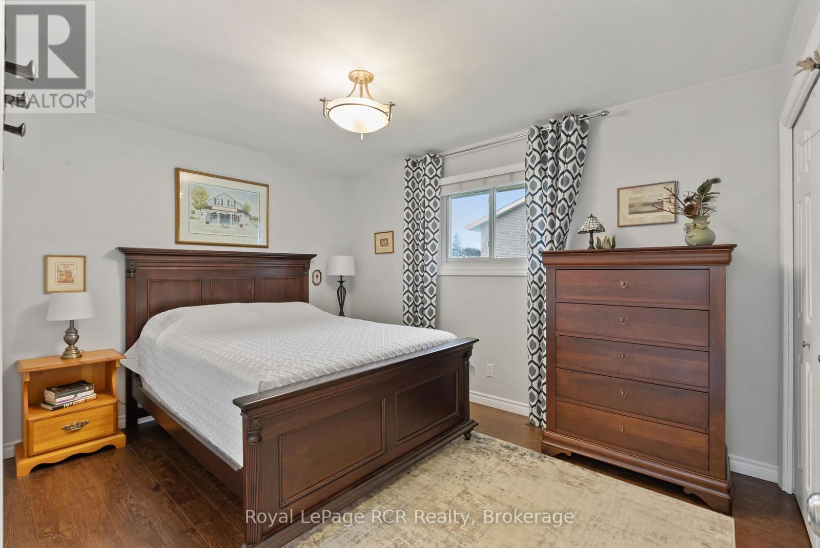 657 14th Street, Hanover, Ontario  N4N 3G9 - Photo 22 - X12254821