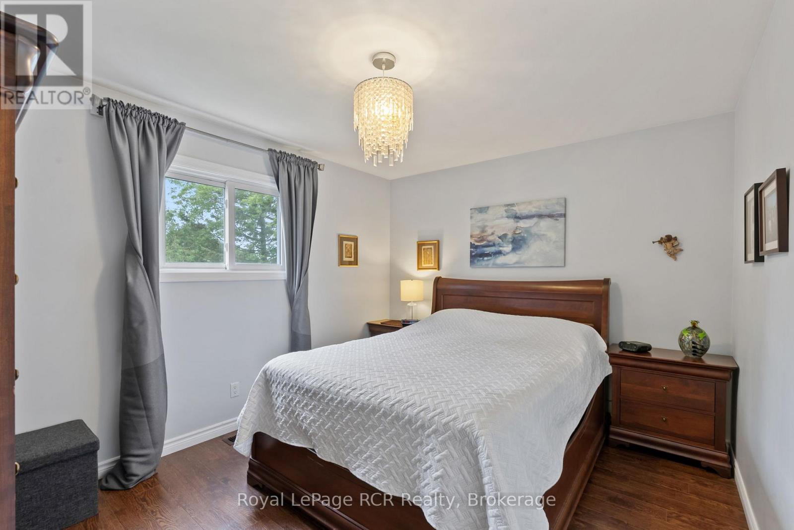 657 14th Street, Hanover, Ontario  N4N 3G9 - Photo 24 - X12254821