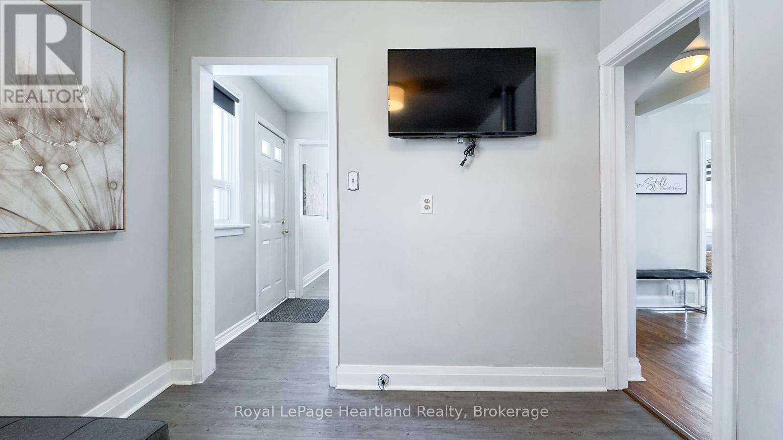 305 Mary Street, Goderich, Ontario  N7A 3B3 - Photo 15 - X12254856
