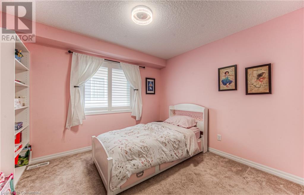 403 Moorlands Crescent, Kitchener, Ontario  N2P 0C9 - Photo 25 - 40744291