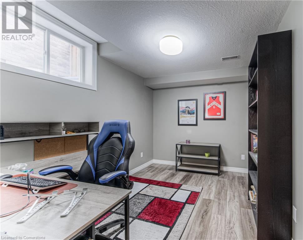 403 Moorlands Crescent, Kitchener, Ontario  N2P 0C9 - Photo 41 - 40744291