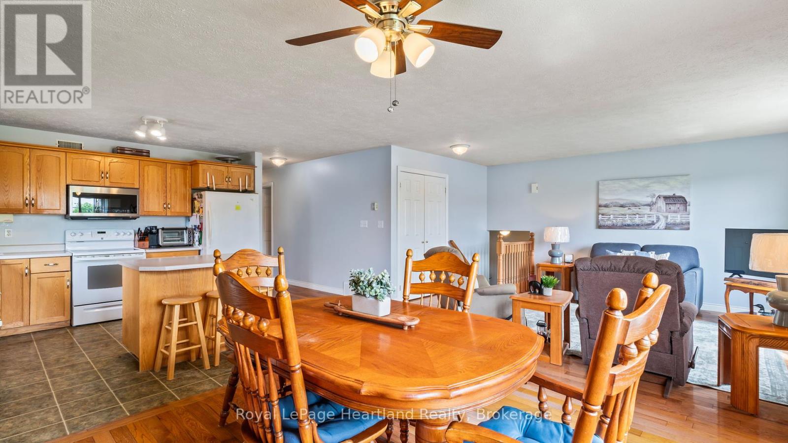 50 Mcdonald Drive, Huron East, Ontario  N0G 1H0 - Photo 15 - X12254864