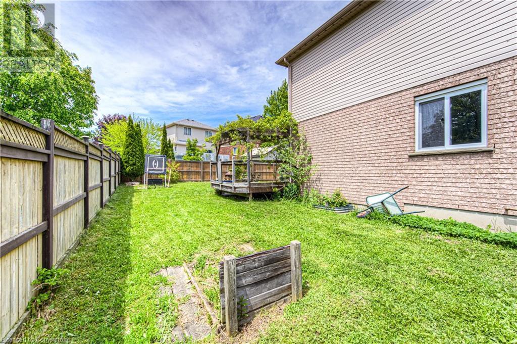 112 Milfoil Crescent, Kitchener, Ontario  N2E 3L3 - Photo 26 - 40746770