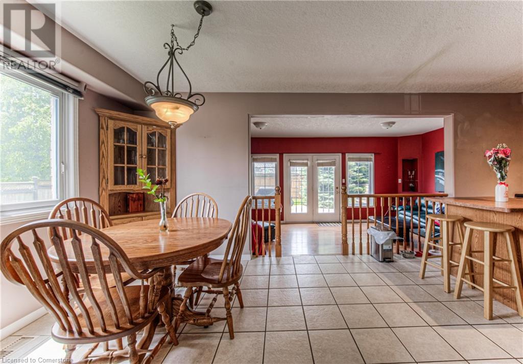 112 Milfoil Crescent, Kitchener, Ontario  N2E 3L3 - Photo 5 - 40746770