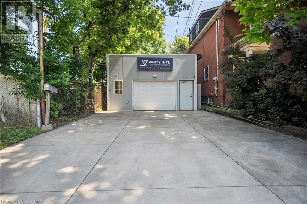 11 Whitfield Avenue, Hamilton, Ontario  L8L 4B5 - Photo 1 - 40746766