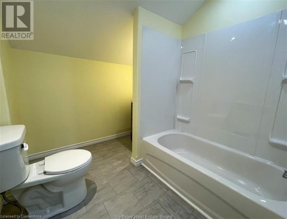 163 Kathleen Street, Sudbury, Ontario  P3C 2L7 - Photo 8 - 40743024