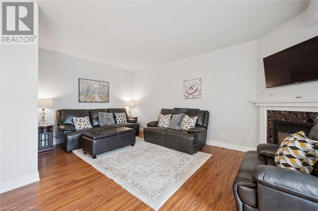 3267 King Street E Unit# Ph6, Kitchener, Ontario  N2A 4A4 - Photo 11 - 40746286
