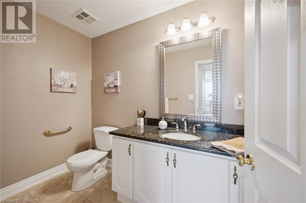 3267 King Street E Unit# Ph6, Kitchener, Ontario  N2A 4A4 - Photo 17 - 40746286