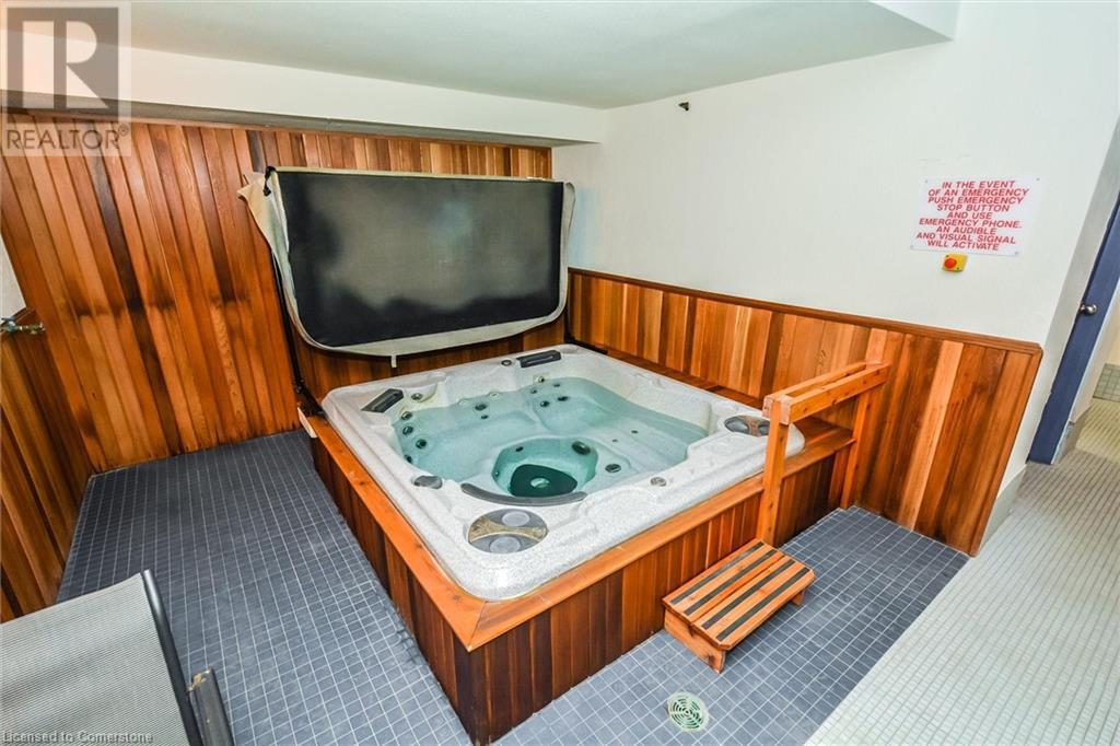3267 King Street E Unit# Ph6, Kitchener, Ontario  N2A 4A4 - Photo 31 - 40746286
