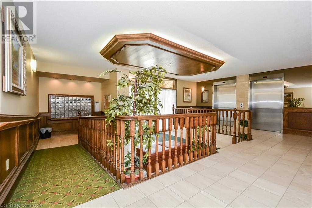 3267 King Street E Unit# Ph6, Kitchener, Ontario  N2A 4A4 - Photo 6 - 40746286