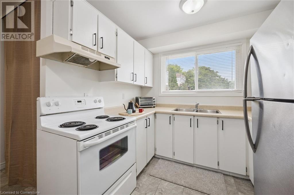 320 Bluevale Street N Unit# A, Waterloo, Ontario  N2J 4G3 - Photo 8 - 40744446