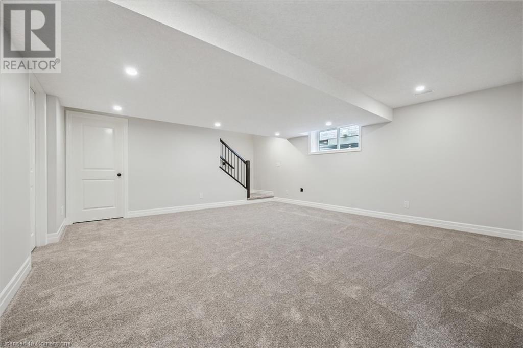 102 South Parkwood Boulevard, Elmira, Ontario  N3B 0E6 - Photo 24 - 40742052