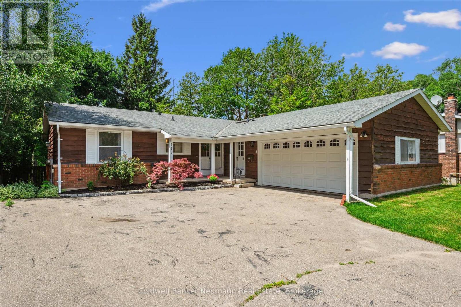 118 MOCCASIN DRIVE, Waterloo, Ontario