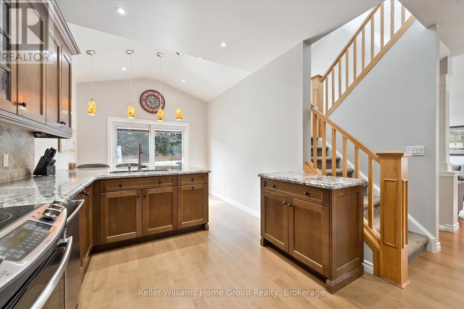 18 Geddes Crescent, Guelph, Ontario  N1G 5K7 - Photo 19 - X12255225