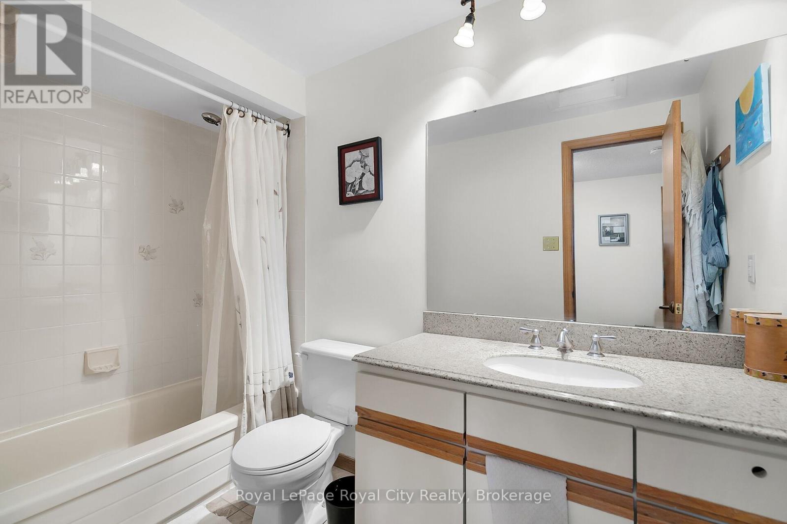 18 Smart Street, Guelph, Ontario  N1G 4L4 - Photo 19 - X12255241