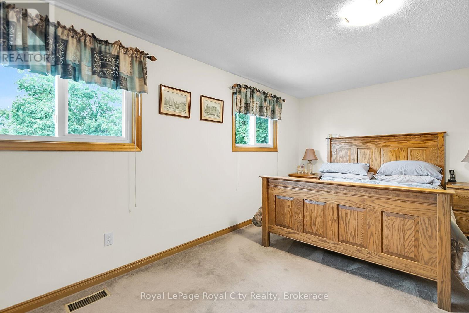 18 Smart Street, Guelph, Ontario  N1G 4L4 - Photo 20 - X12255241