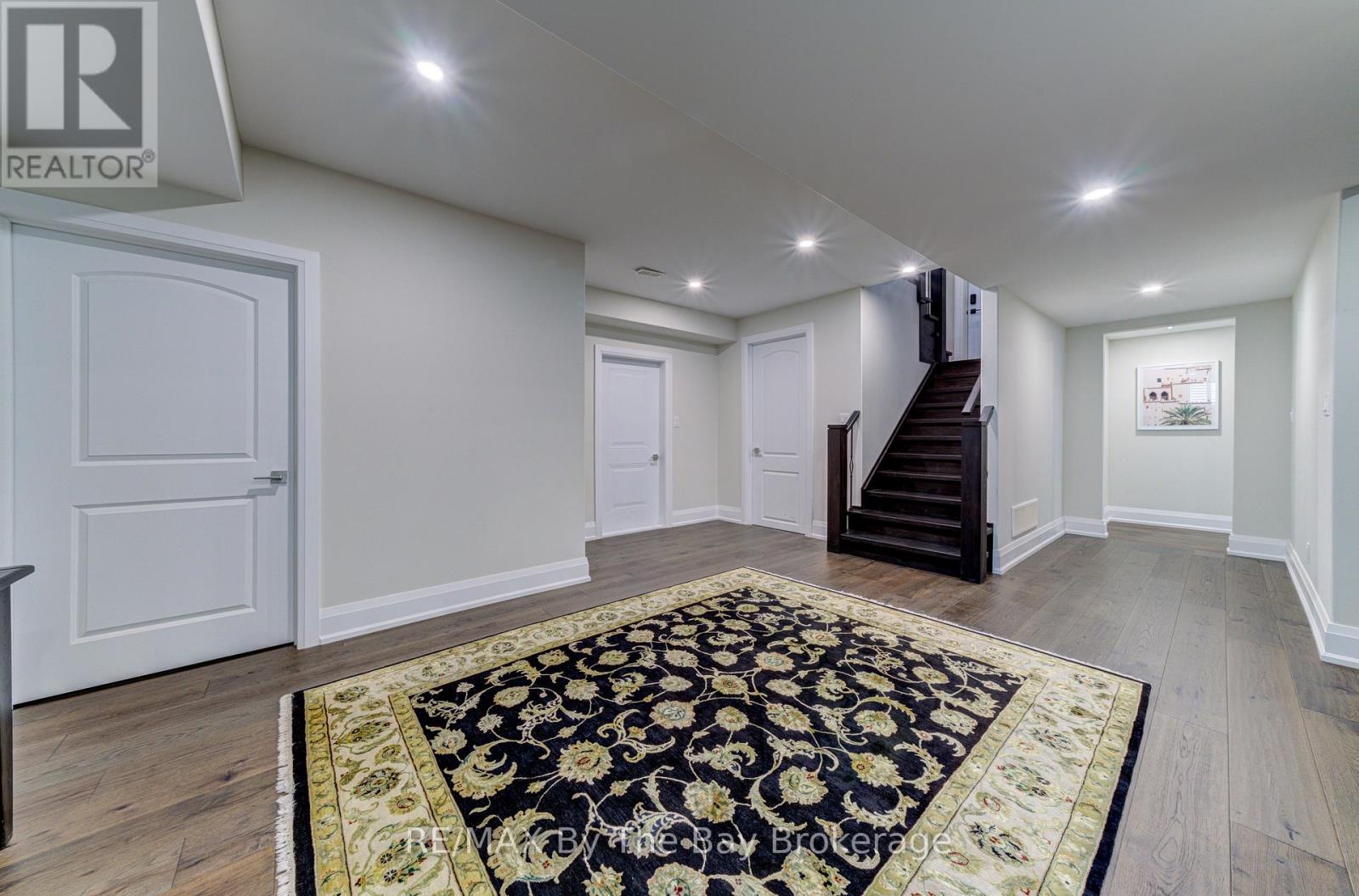 833 Eastdale Drive, Wasaga Beach, Ontario  L9Z 2R5 - Photo 33 - S12255318
