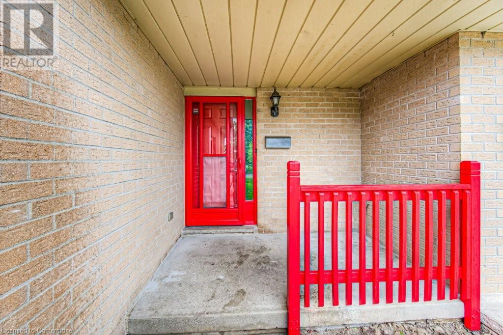 16 Windale Crescent, Kitchener, Ontario  N2E 3E7 - Photo 4 - 40746795