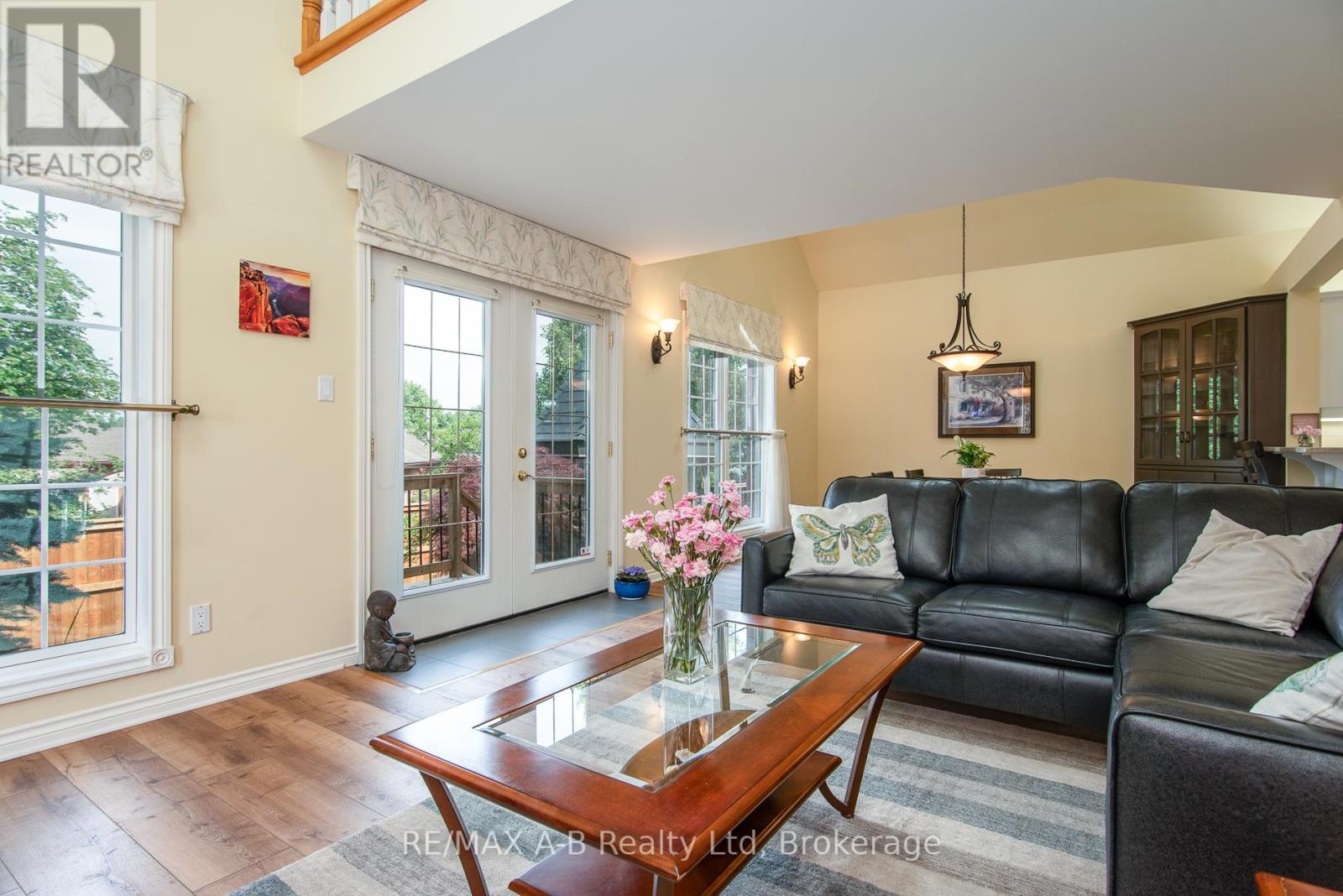 292 Woods Street, Stratford, Ontario  N5A 7T4 - Photo 18 - X12255396