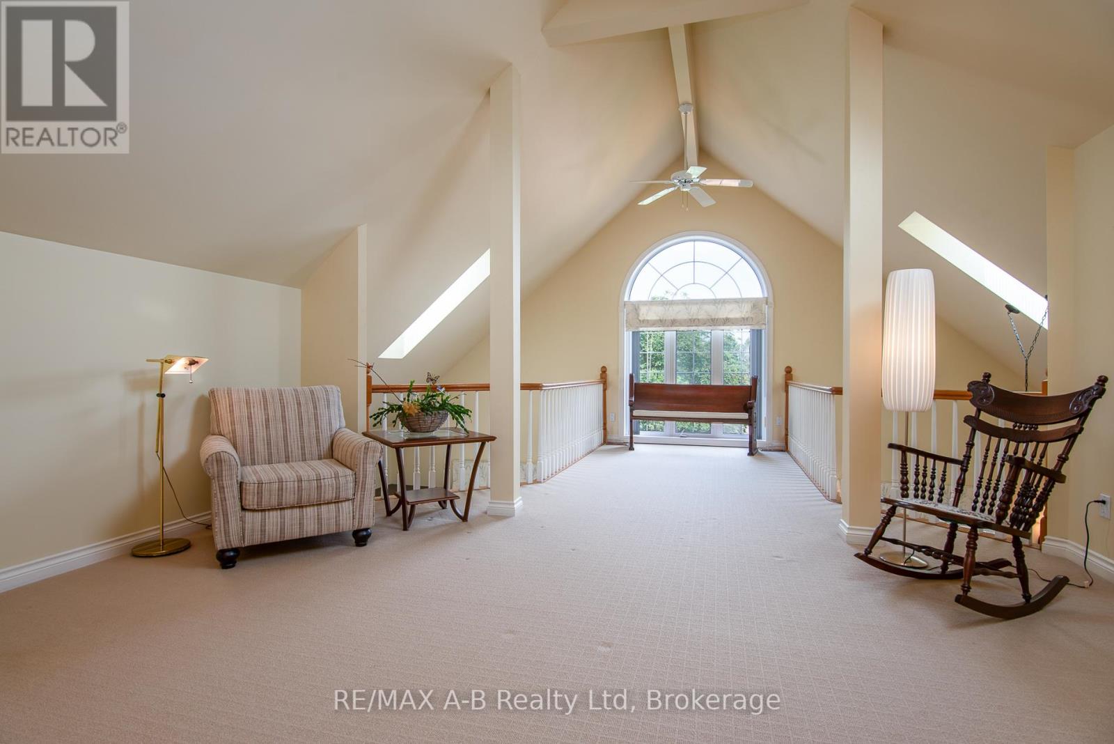 292 Woods Street, Stratford, Ontario  N5A 7T4 - Photo 34 - X12255396