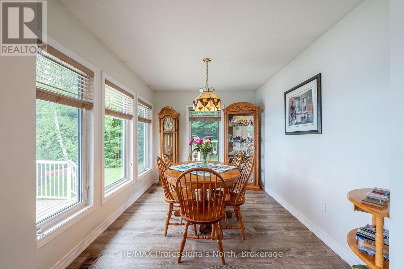 1075 Comak Crescent, Algonquin Highlands, Ontario  K0M 1S0 - Photo 13 - X12255422