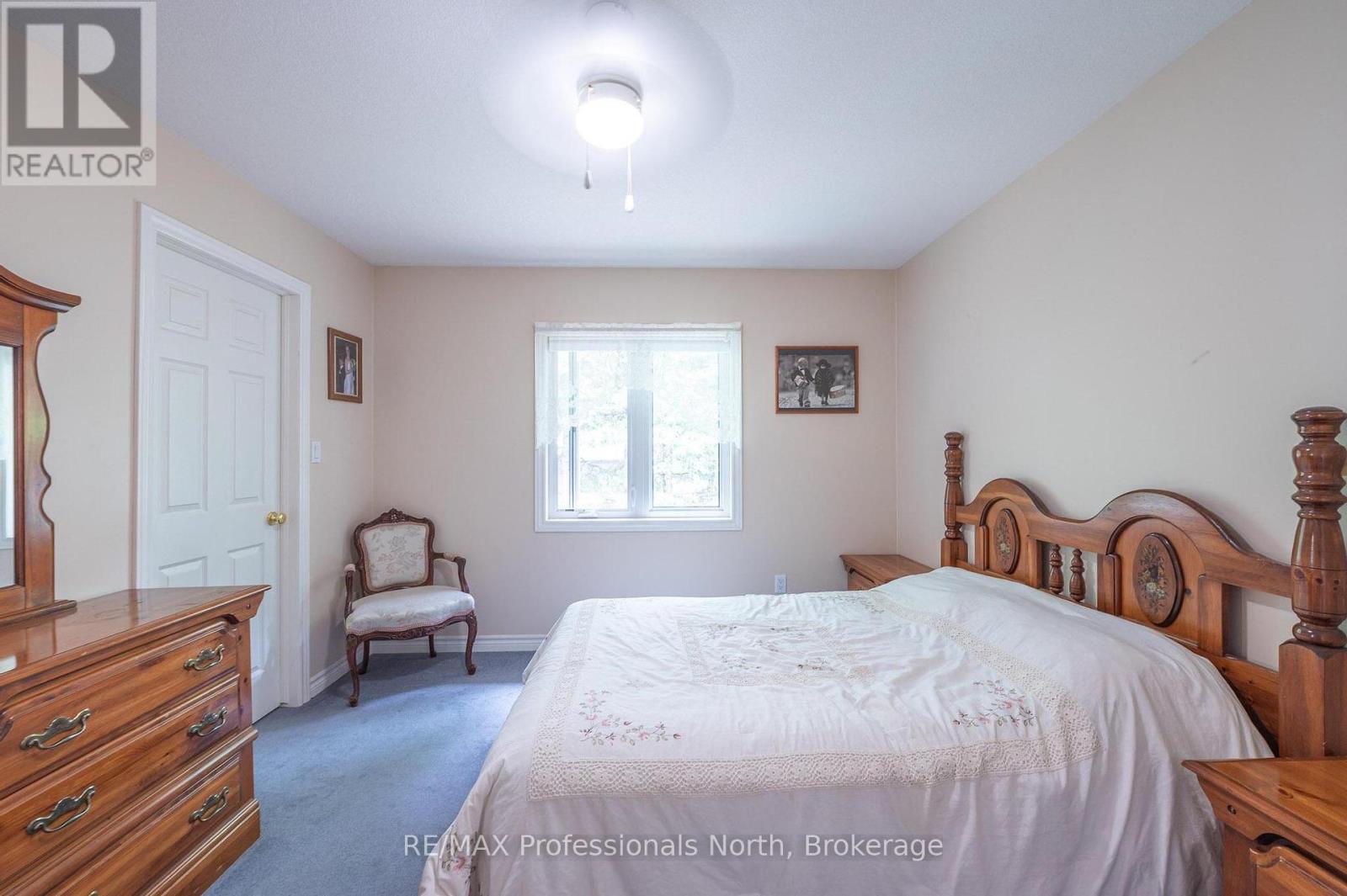 1075 Comak Crescent, Algonquin Highlands, Ontario  K0M 1S0 - Photo 18 - X12255422
