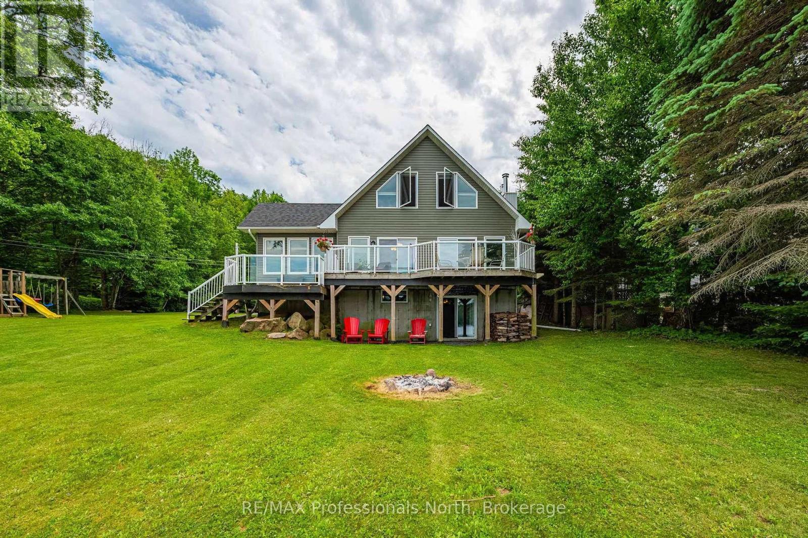 1075 Comak Crescent, Algonquin Highlands, Ontario  K0M 1S0 - Photo 48 - X12255422