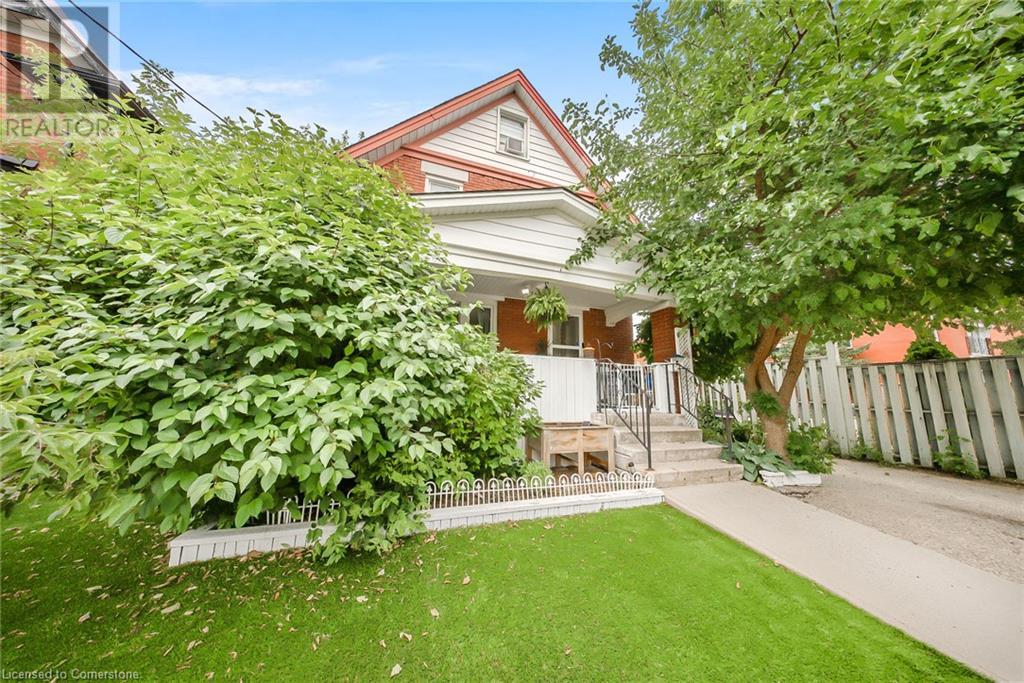 54 LAUREL Street, Waterloo, Ontario