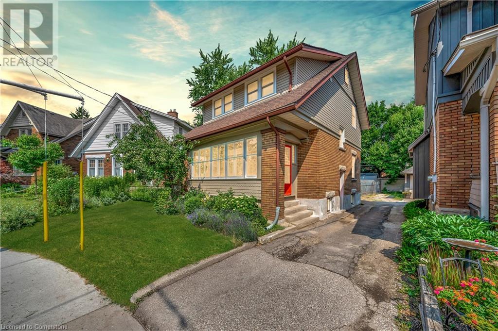 96 FAIRVIEW Avenue, Kitchener, Ontario