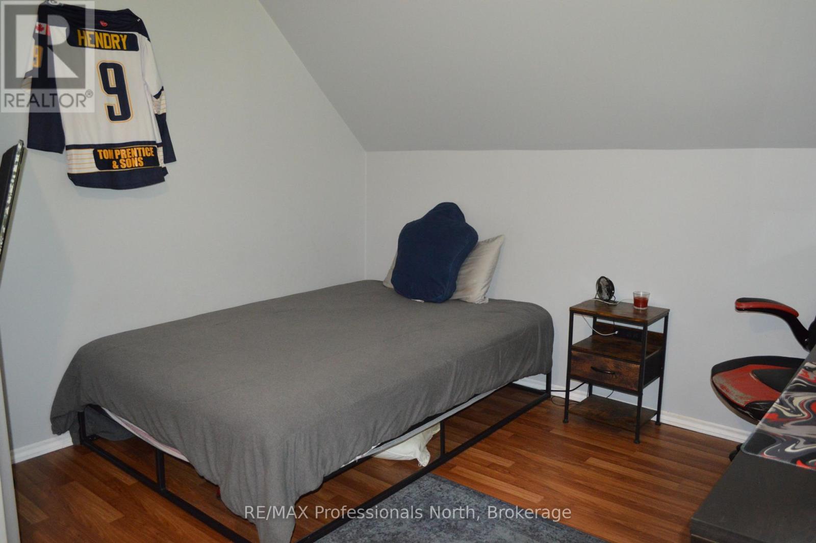 72 Bobcaygeon Road, Minden Hills, Ontario  K0M 2K0 - Photo 20 - X12255616