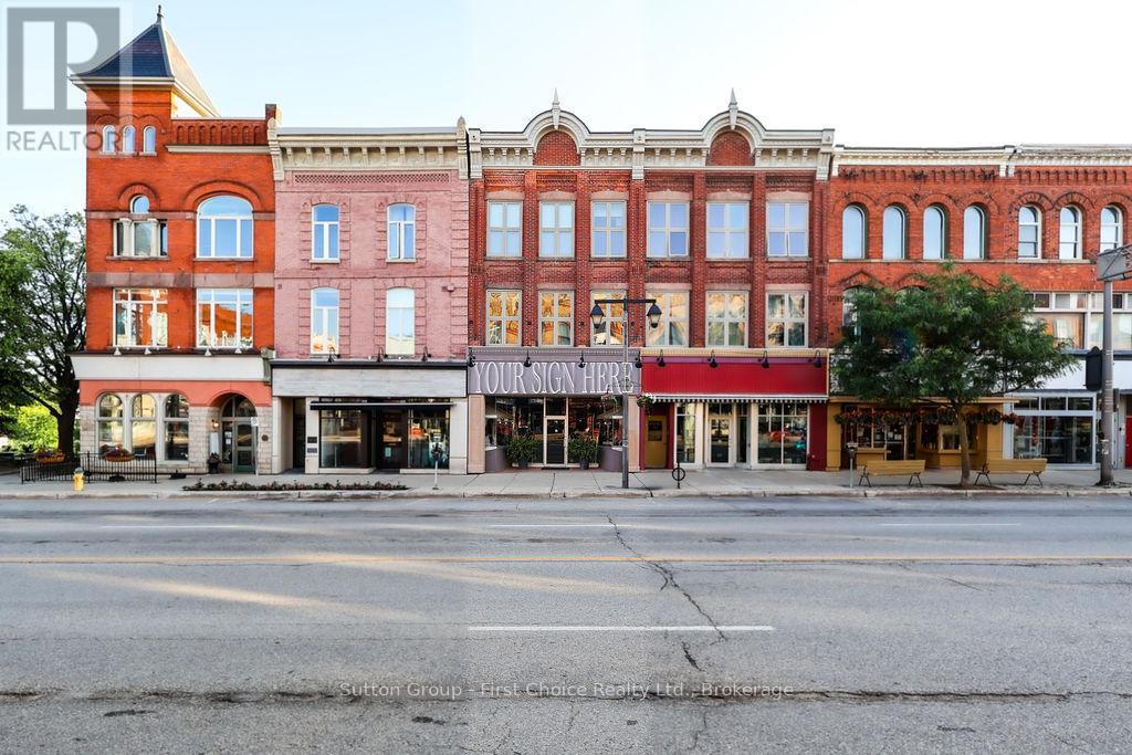 78 ONTARIO STREET, Stratford, Ontario