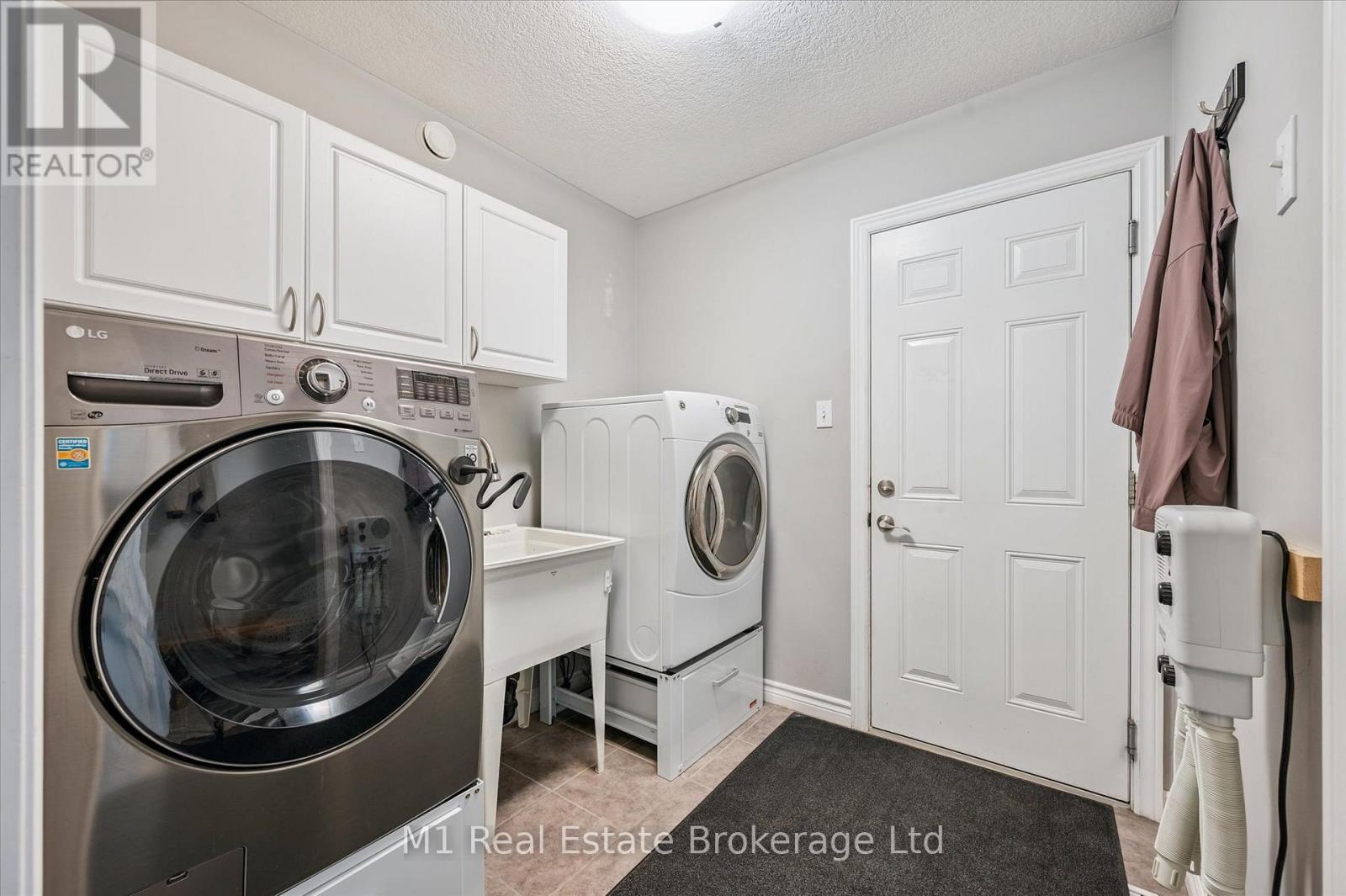 79 Spencer Drive, Centre Wellington, Ontario  N0B 1S0 - Photo 23 - X12255687