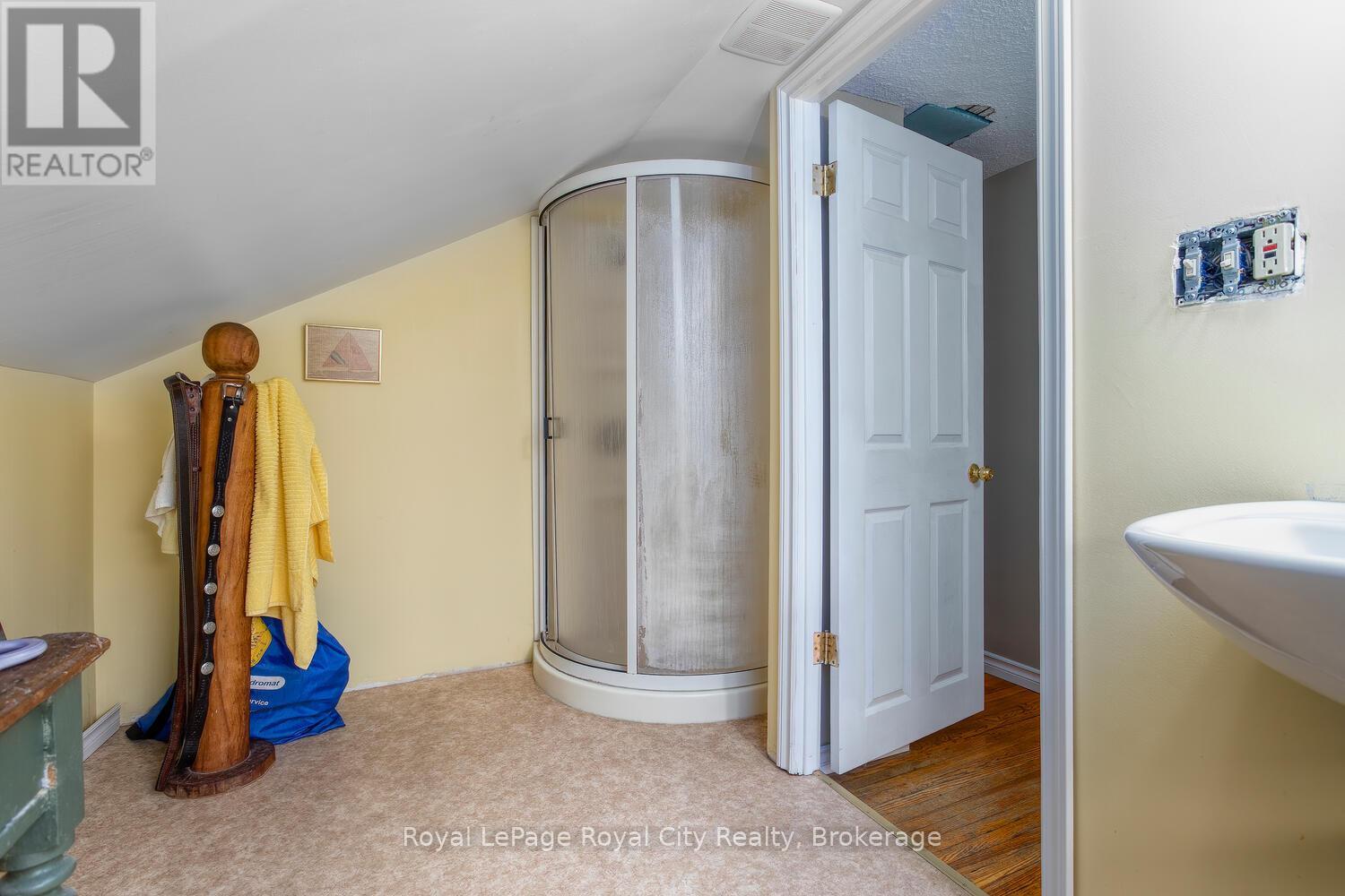10 Pearl Street, Guelph, Ontario  N1E 2E3 - Photo 20 - X12255760