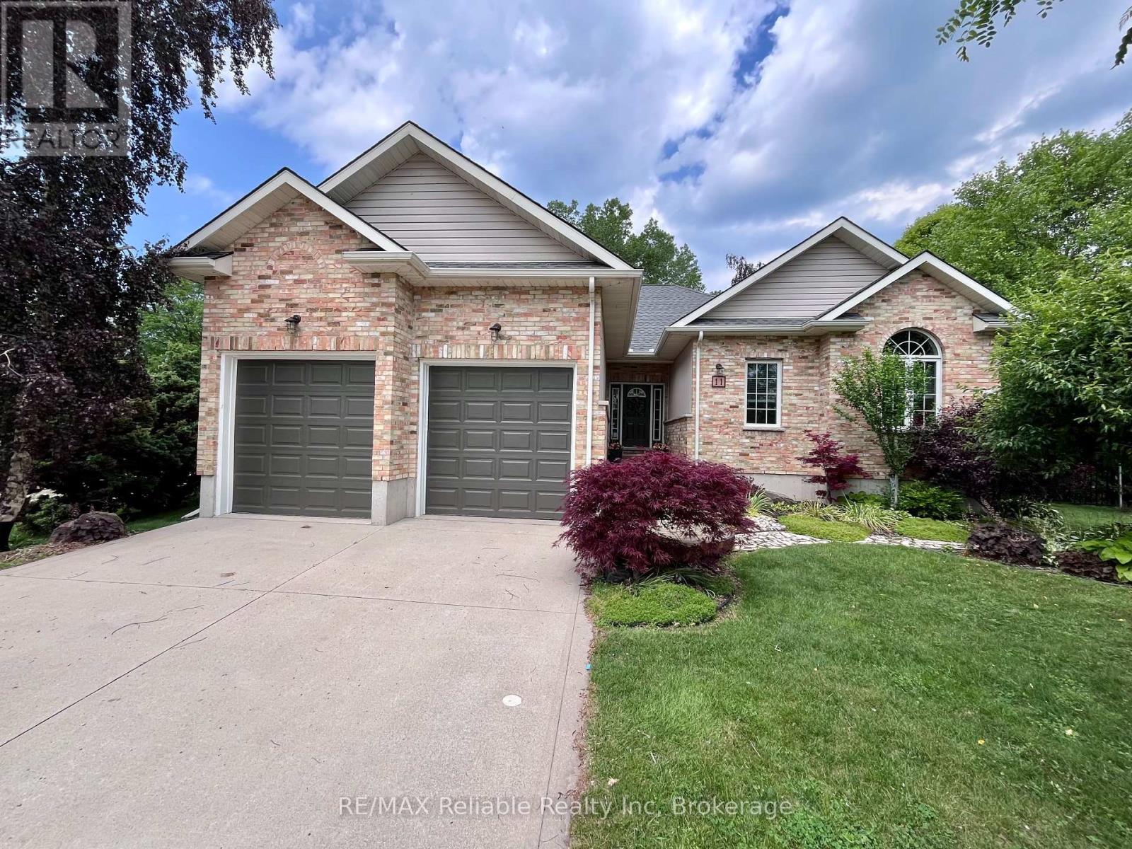 11 DUCHARME CRESCENT, Bluewater, Ontario