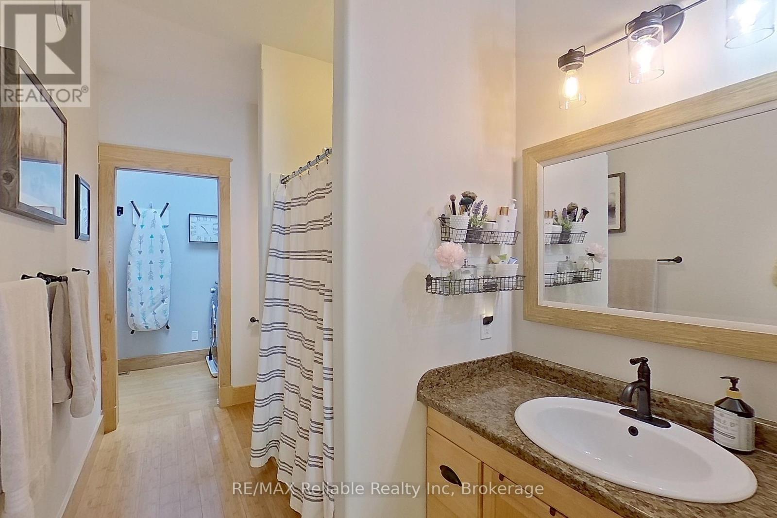 11 Ducharme Crescent, Bluewater, Ontario  N0M 1G0 - Photo 21 - X12255883