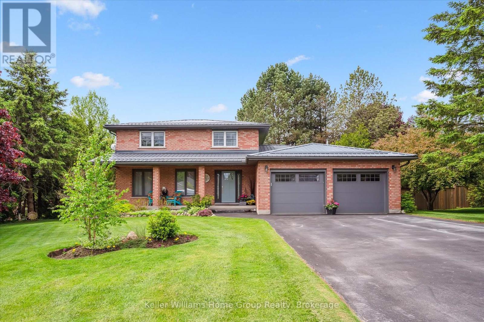 4 Sargent Boulevard, Centre Wellington, Ontario  N0B 1J0 - Photo 1 - X12256246
