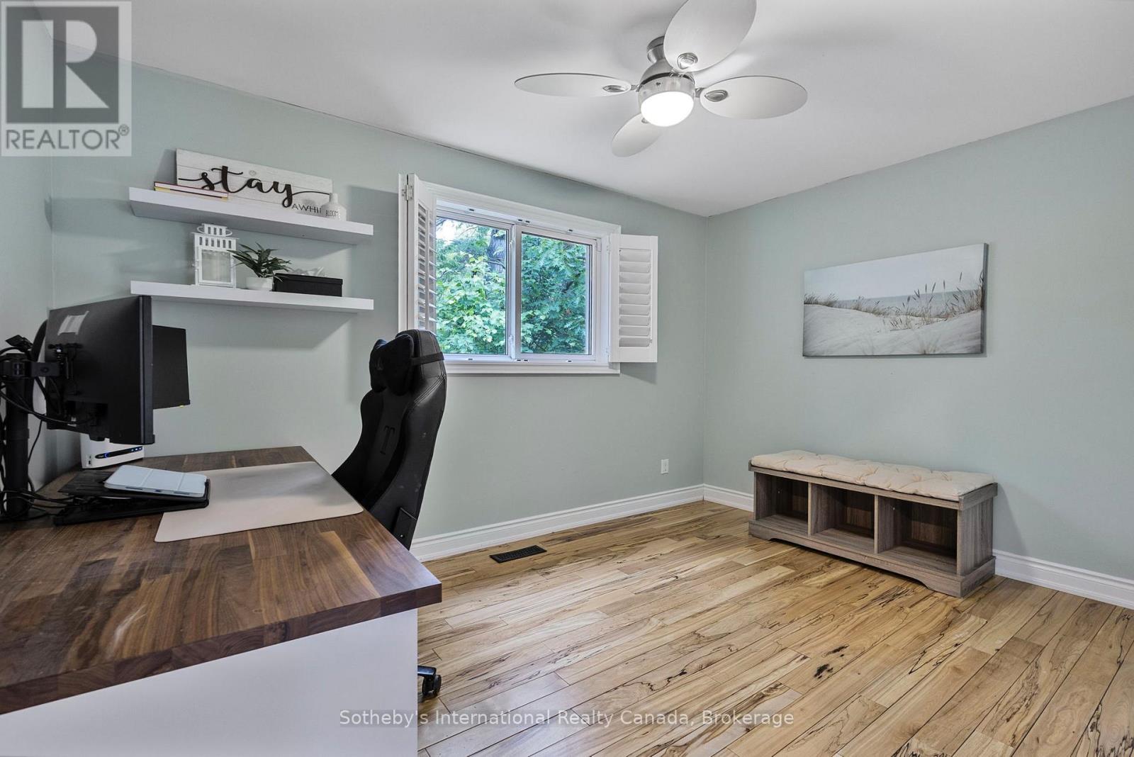 4 Peacher Street, Springwater, Ontario  L0L 1Y2 - Photo 27 - S12256360