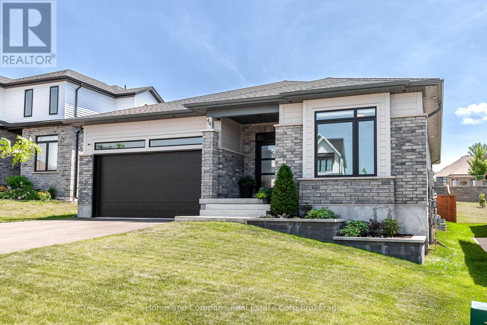 44 Ridgewood Crescent, St. Marys, Ontario  N4X 1E8 - Photo 1 - X12256870