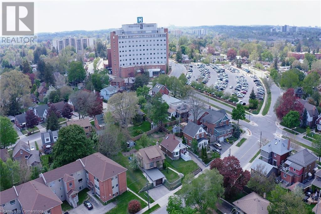 11 Spadina Road E, Kitchener, Ontario  N2M 3X2 - Photo 36 - 40746999