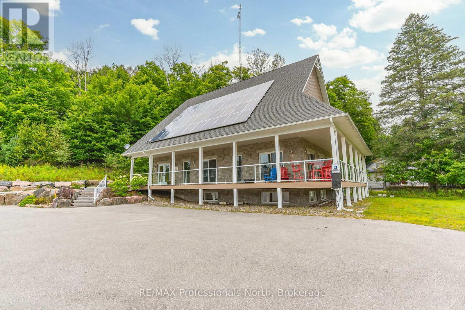46 Webb Circle, Dysart Et Al, Ontario  K0M 1S0 - Photo 37 - X12257249