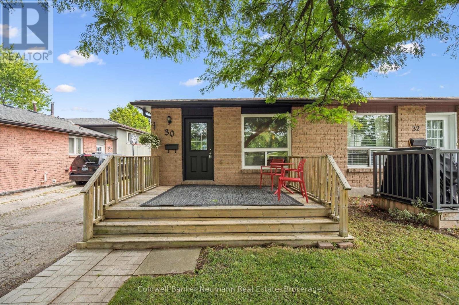 30 Mason Court, Guelph, Ontario  N1G 3G9 - Photo 1 - X12257503