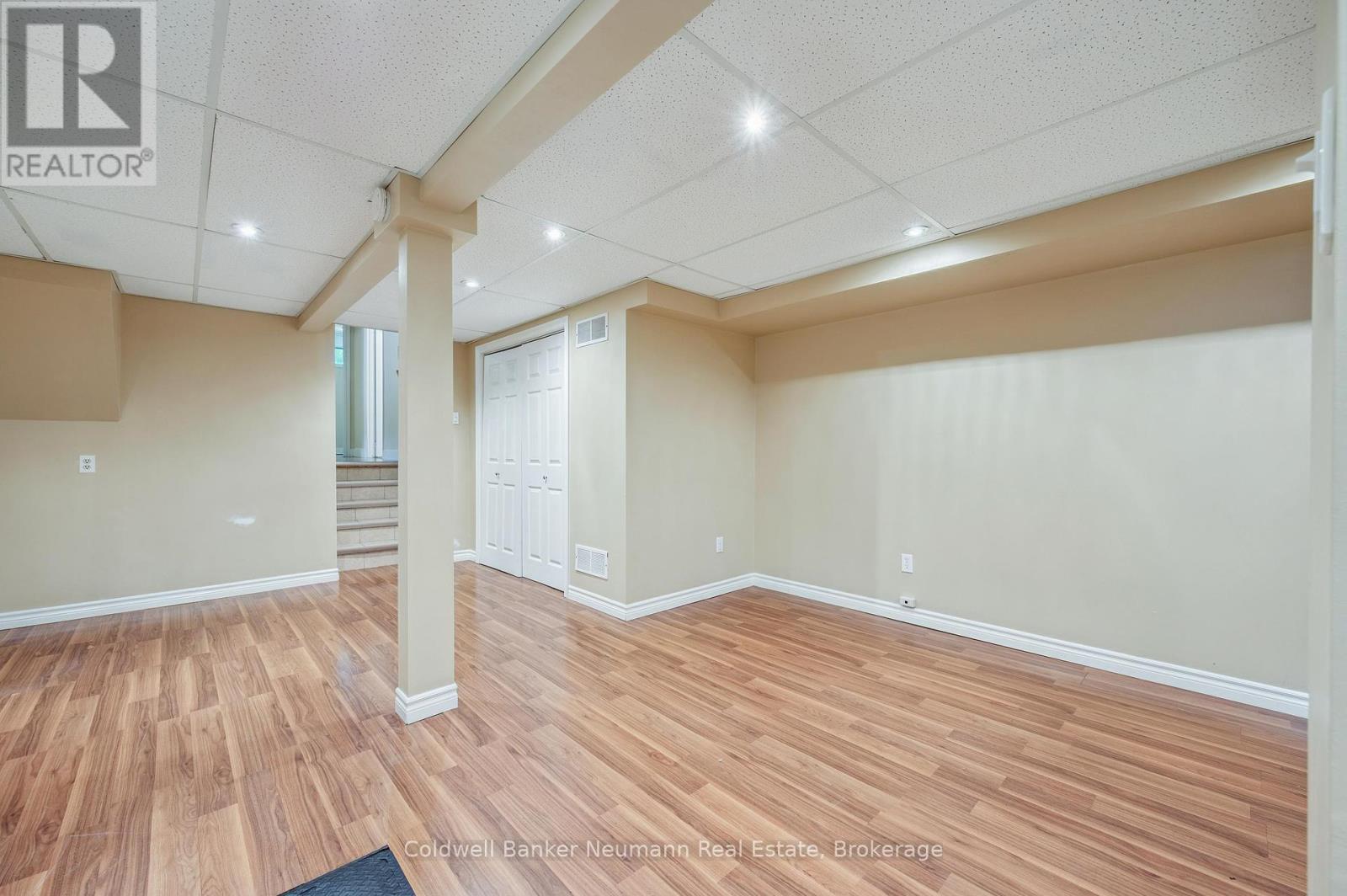 30 Mason Court, Guelph, Ontario  N1G 3G9 - Photo 25 - X12257503