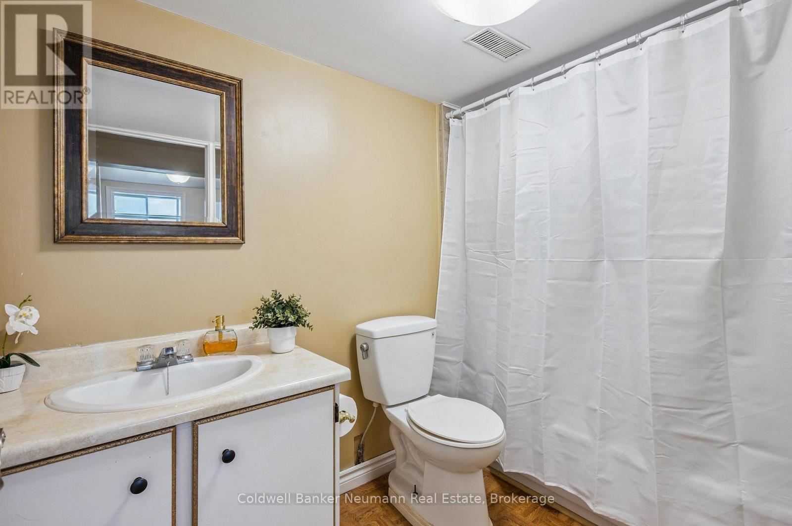 30 Mason Court, Guelph, Ontario  N1G 3G9 - Photo 29 - X12257503